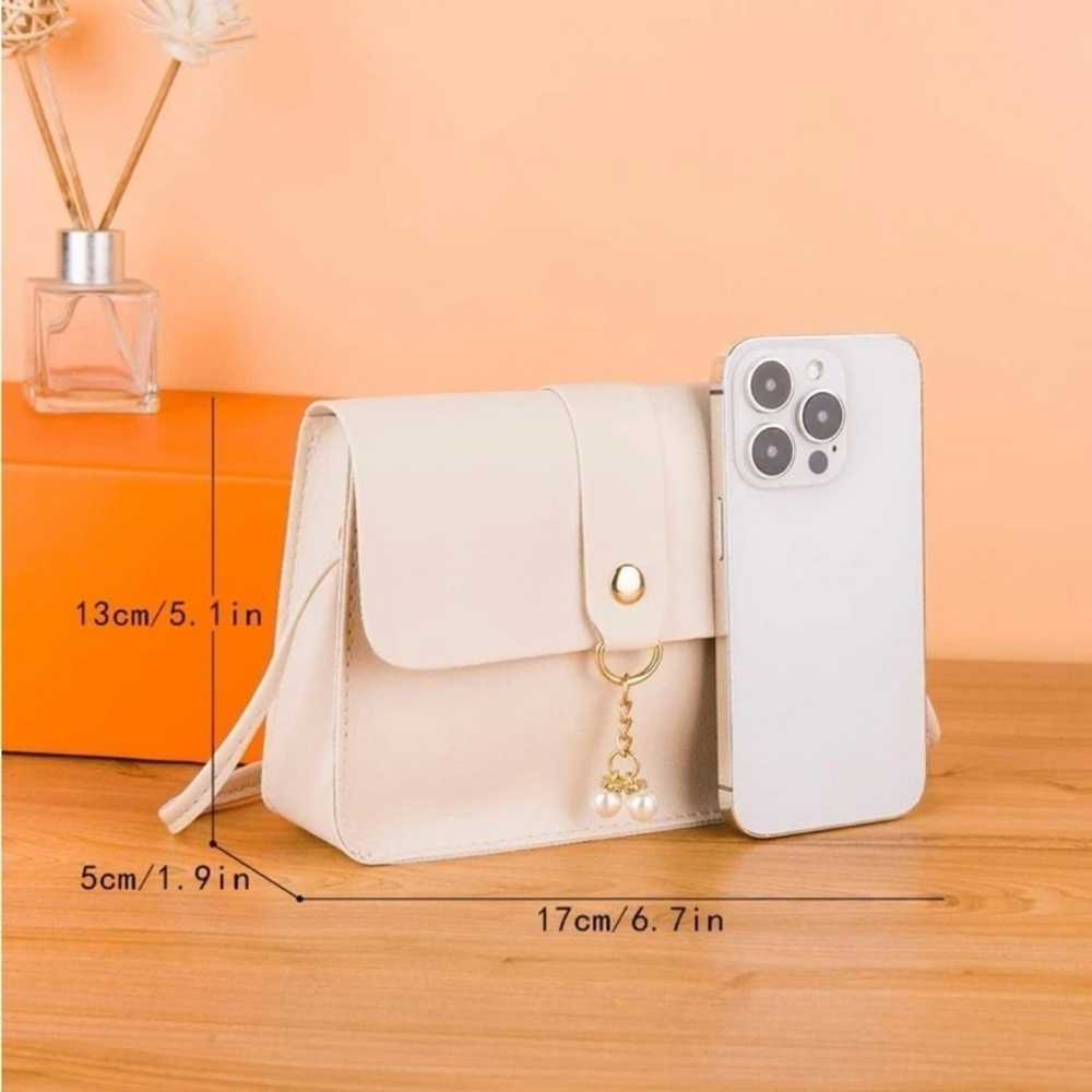 ⚠️Clearance🤍Mini Flap Square Bag Faux Pearls - Picture 5 of 6